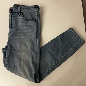 Abercrombie women’s jeans
